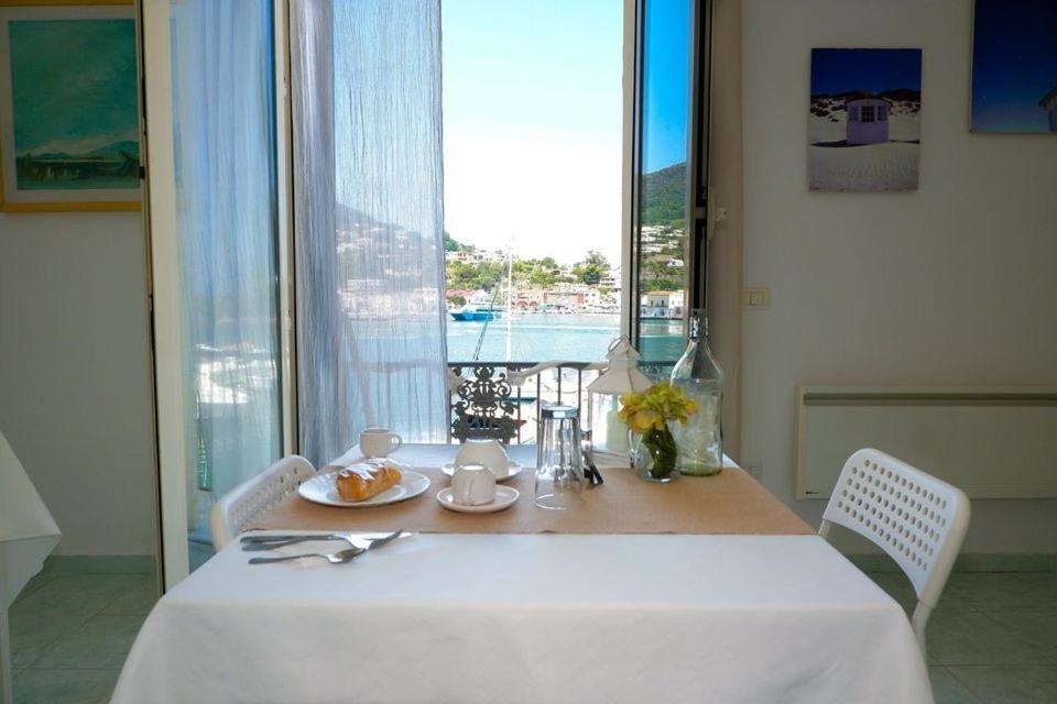 La Casa Di Antonia Lägenhet Ischia Exteriör bild